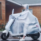 Pilot impermeable cubre moto — cubriendo la moto