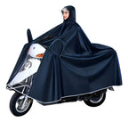 Pilot impermeable cubre moto — detalle de la capucha